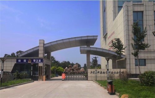  石家莊中英航空學(xué)校學(xué)費(fèi)貴嗎？   