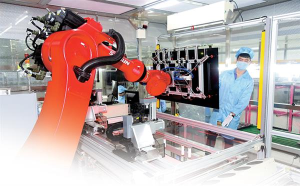 山東機器人學(xué)校：工業(yè)機器人有什么優(yōu)勢？