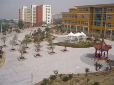 青島求實(shí)職業(yè)技術(shù)學(xué)院設(shè)施完善嗎？就業(yè)有保障嗎？