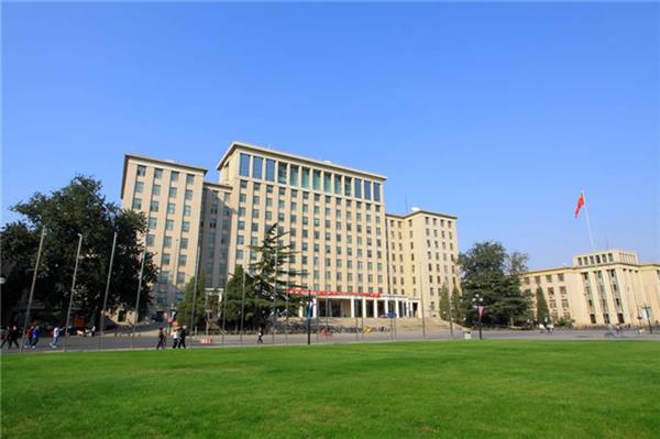 為什么選擇泰安市華魯勞動(dòng)職業(yè)培訓(xùn)學(xué)校？