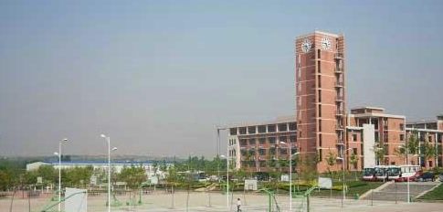 與同類院校相比，泰安技師學(xué)院都有哪些優(yōu)勢？